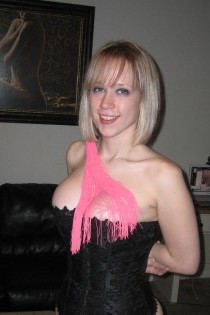 , 20  female escort, ftmcmurray